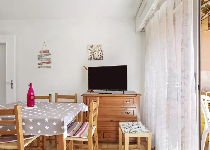 Proche Ле-Лаванду